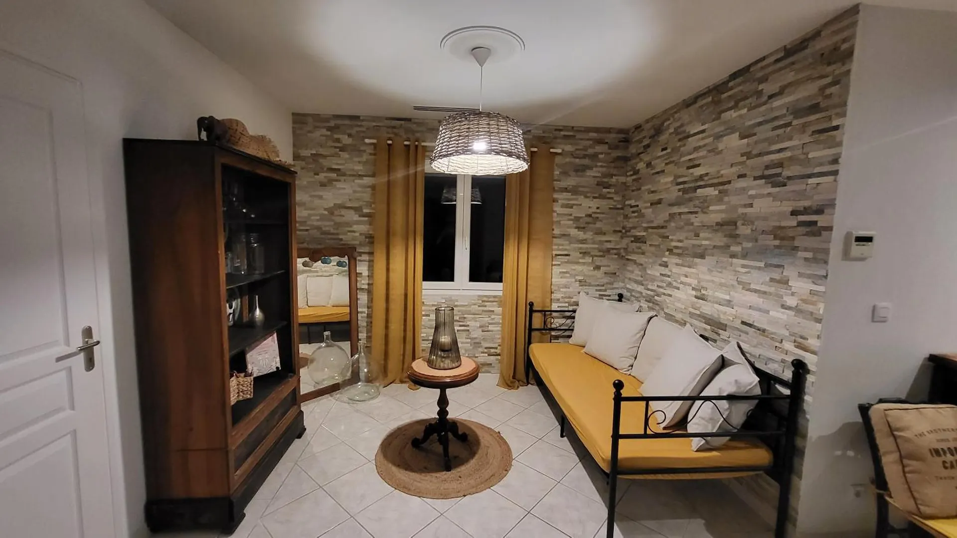Holiday home Gite Maeva Vallon-Pont-d'Arc